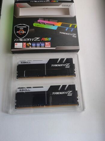 Memoria RAM G.Skill Trident Z RGB DDR4 3200 PC4-25600 16GB 2x8GB
