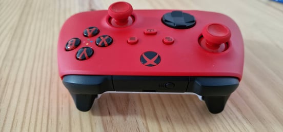 Controller Xbox One/Series X Personalizzato – Rosa Con Mod LED, Aperto Mai Usato, Ottimo Regalo