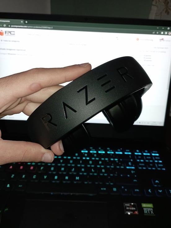 Razer Kraken V3 X Auricolare Cablato A Padiglione Giocare USB tipo A Nero