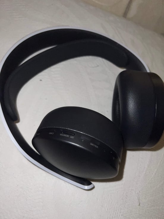 Cuscinetti Sostituti Per Cuffie Sony PS5 Pulse 3D - Ecopelle E Memory Foam (Grigio Lino) - Foto 3