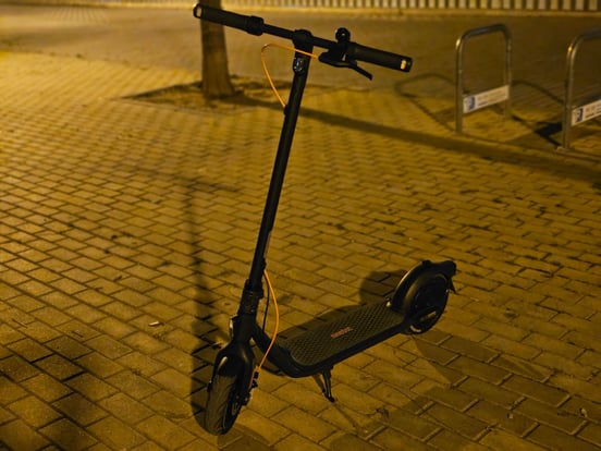 Ninebot Monopattino Elettrico Massima Autonomia Segway Ninebot