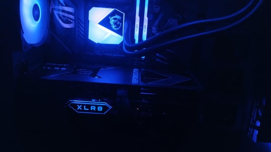 PNY Quadro P1000 4GB GDDR5 Scheda Grafica Altezza Intera - Foto 3