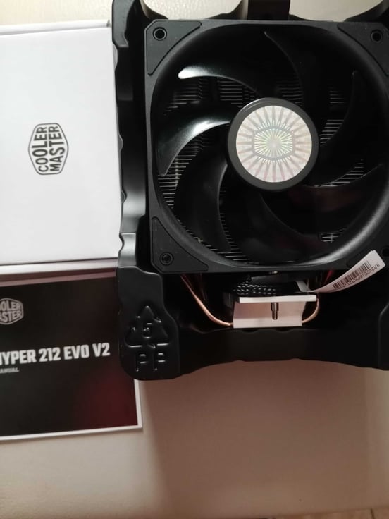 Dissipatore CPU Cooler Master Hyper 212 LED - 4 Tubi Di Calore, Ventola 120mm PWM, Compatibile Intel/AMD - Foto 5