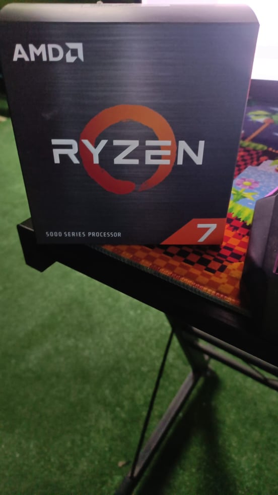 Processore Scatola AMD Ryzen 7 5700X 3,4 GHz senza ventola