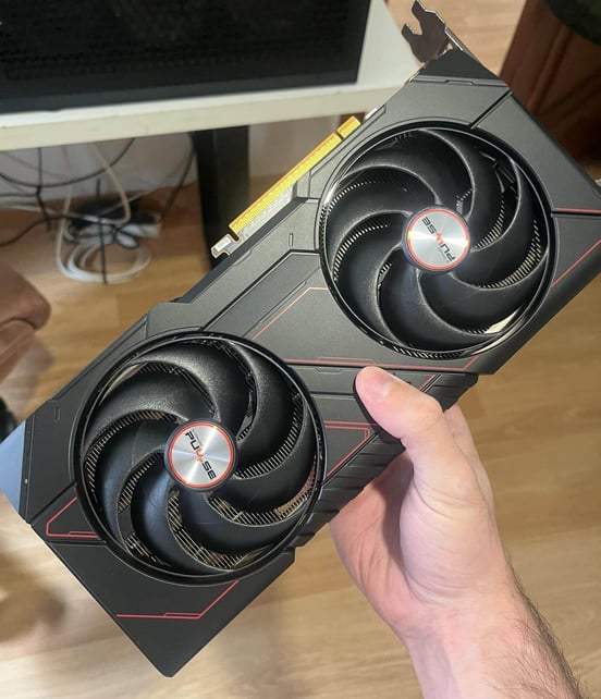 Sapphire Pulse AMD RADEON™ RX 9070 - Scheda Video Gaming Da 16GB