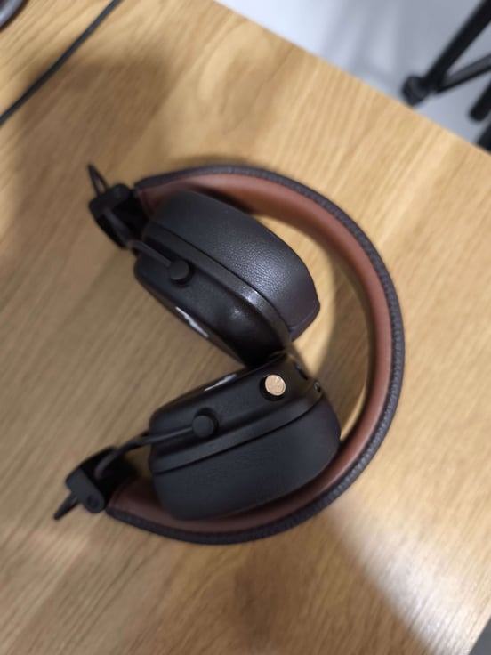Cuffie Bluetooth Marshall Major IV - On-Ear, Pieghevoli, Autonomia 80 Ore, Ricarica Wireless, Marrone