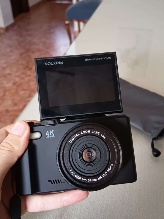 Fotocamera Digitale 6K Con Schermo Ribaltabile - 64MP WiFi Per Vlog E Foto