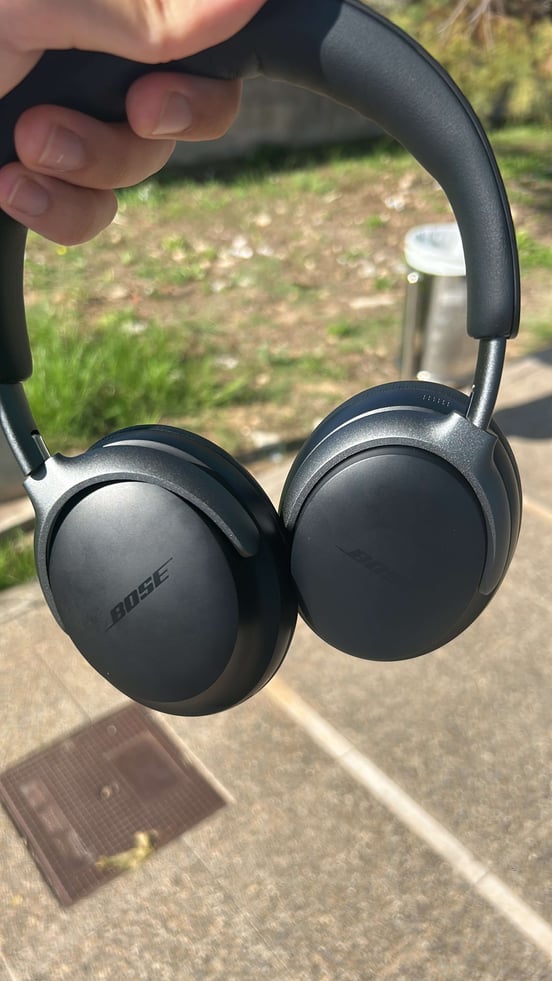 Cuffie Bose QuietComfort Ultra Diamond 60th Edition con