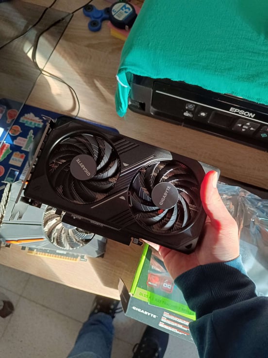 VBESTLIFE Scheda Grafica per Giochi DDR5 da 4 GB, Scheda Grafica per